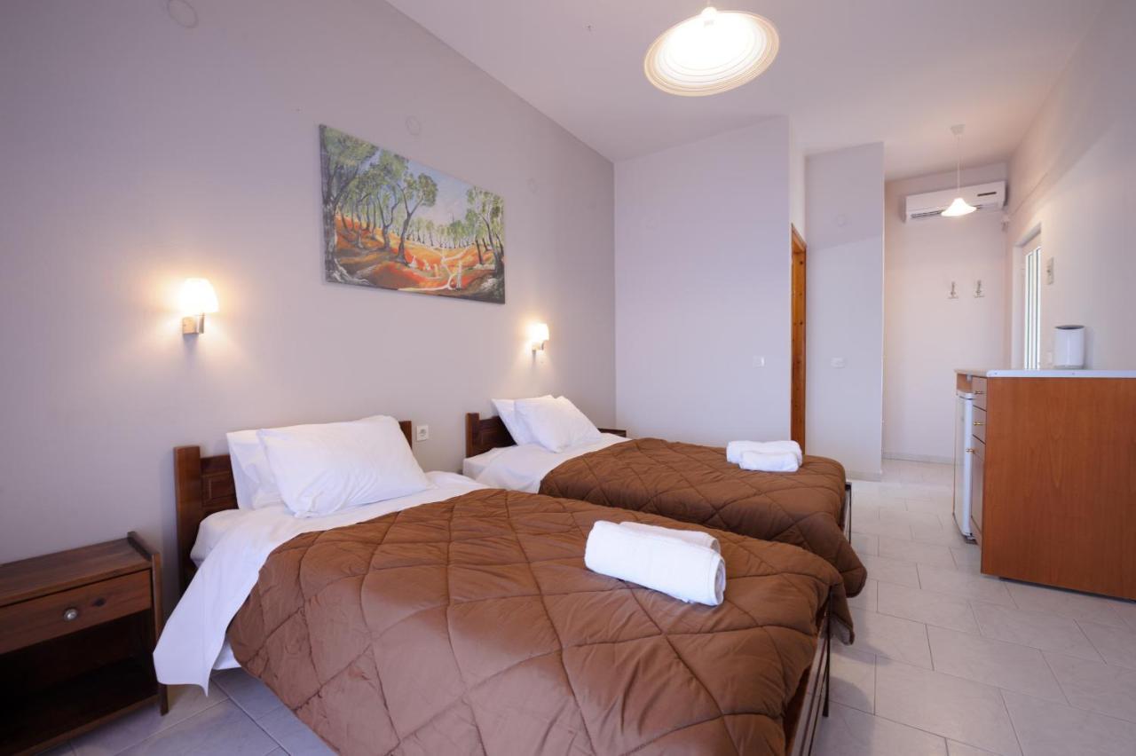 Elias & Vasili House Hotell Agios Georgios Pagon Exteriör bild