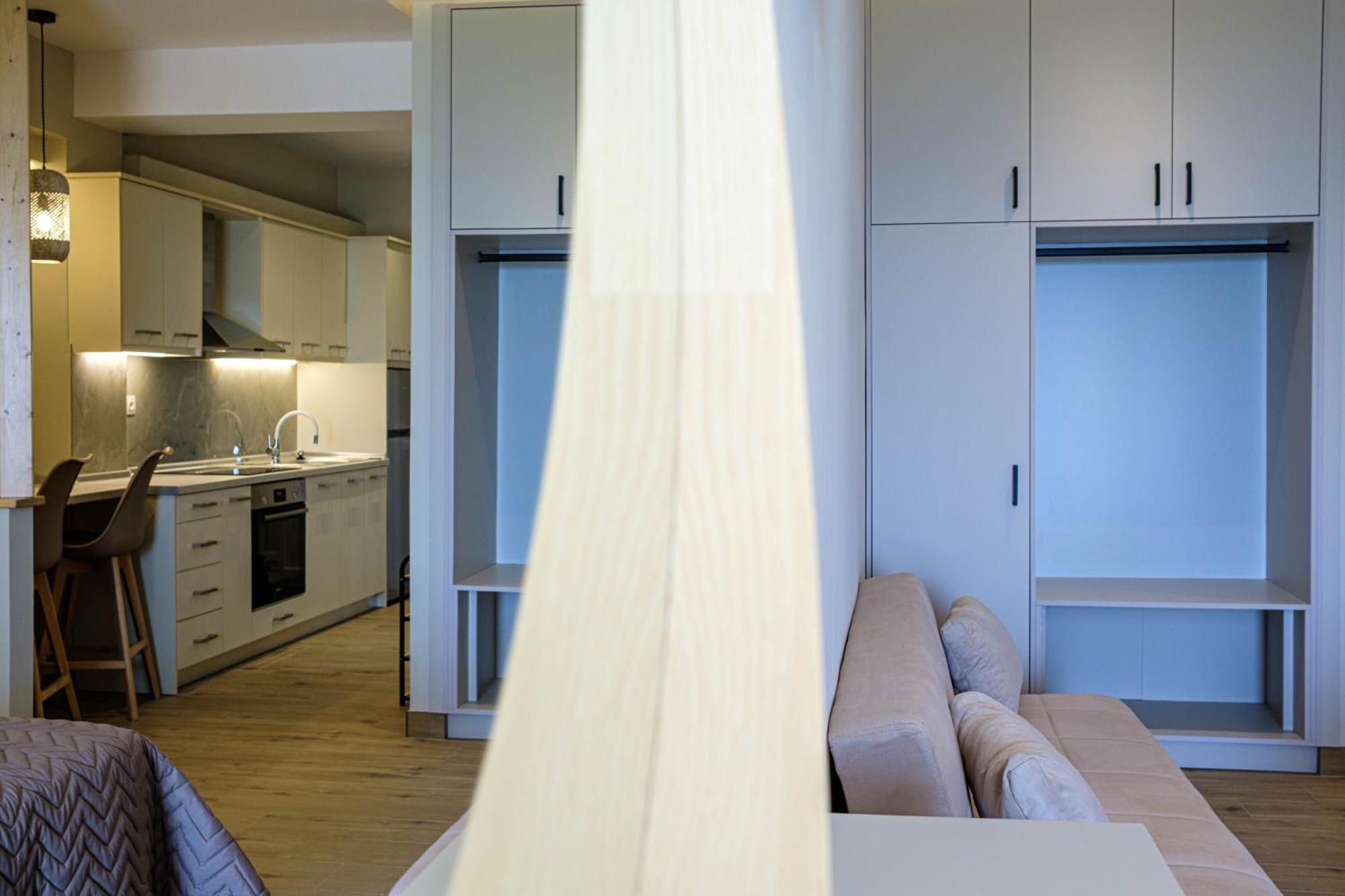 Elias & Vasili House Hotell Agios Georgios Pagon Exteriör bild