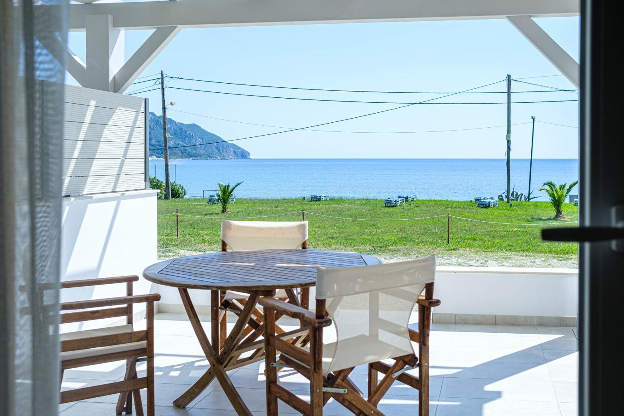 Elias & Vasili House Hotell Agios Georgios Pagon Exteriör bild